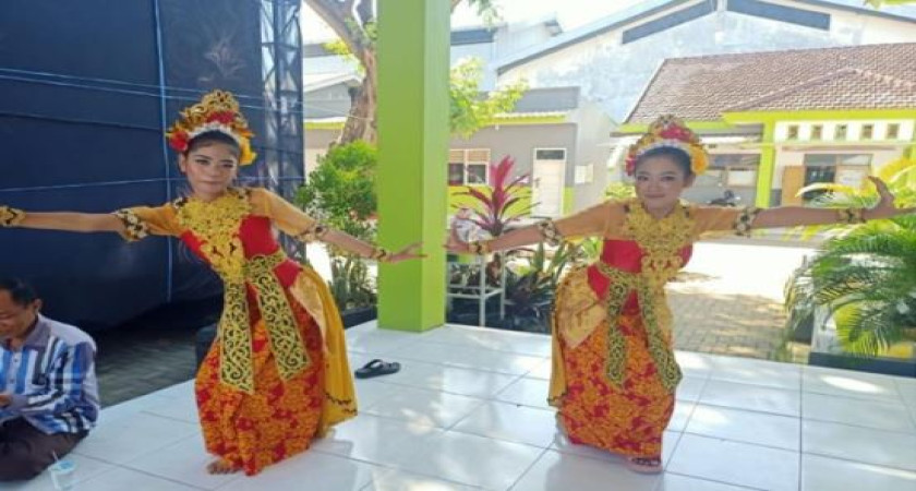 SOROTE MERIAHKAN ACARA PURNAWIYATA