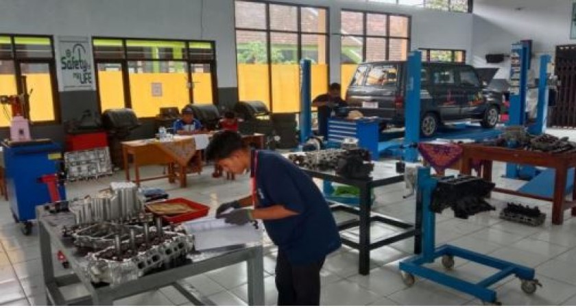 SMKN 1 BANYUANYAR SELALU JUARA